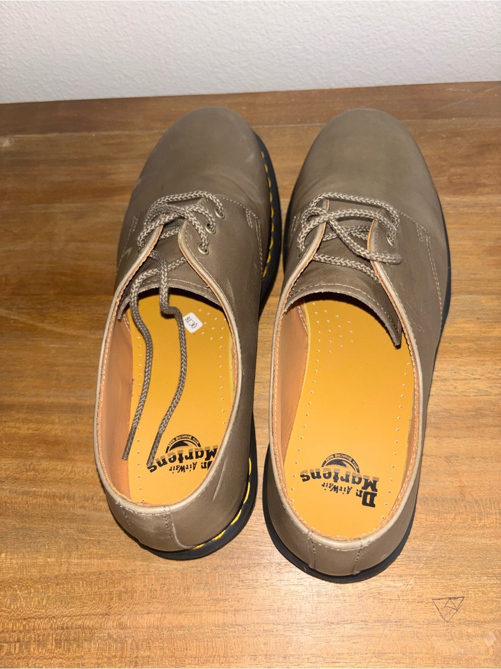 Dr. Martens Leather Oxford Olive Shoes Mens Classic Outdoor Low Top size 11 - Picture 4 of 6